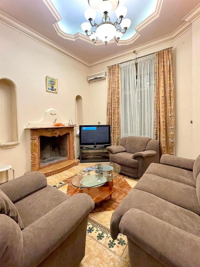 Appartamento Great One Bed Right Near Opera House Kiev Esterno foto